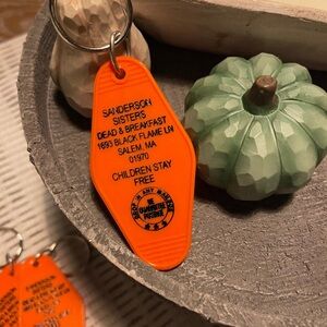 NEW SANDERSON SISTERS ROOM KEY